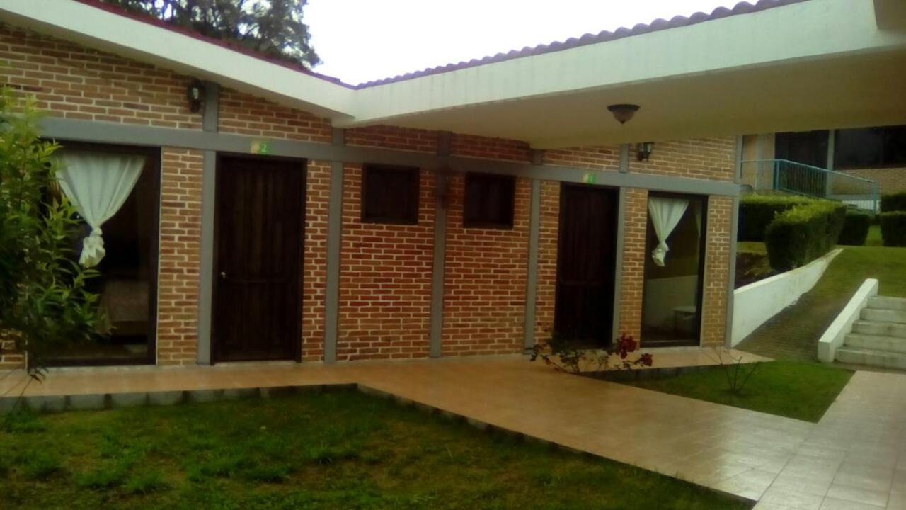 Cabanas Entrada A La Sierra Hotel Zacapoaxtla Eksteriør billede